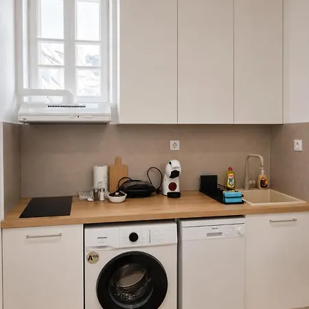 Tsaribrod 18 Lounge #2 Apartment Warna